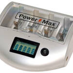 PowerMax: Sprechende Batterieladegerät